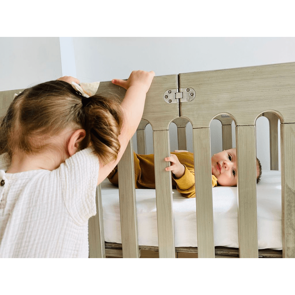Alma mini crib dimensions sales